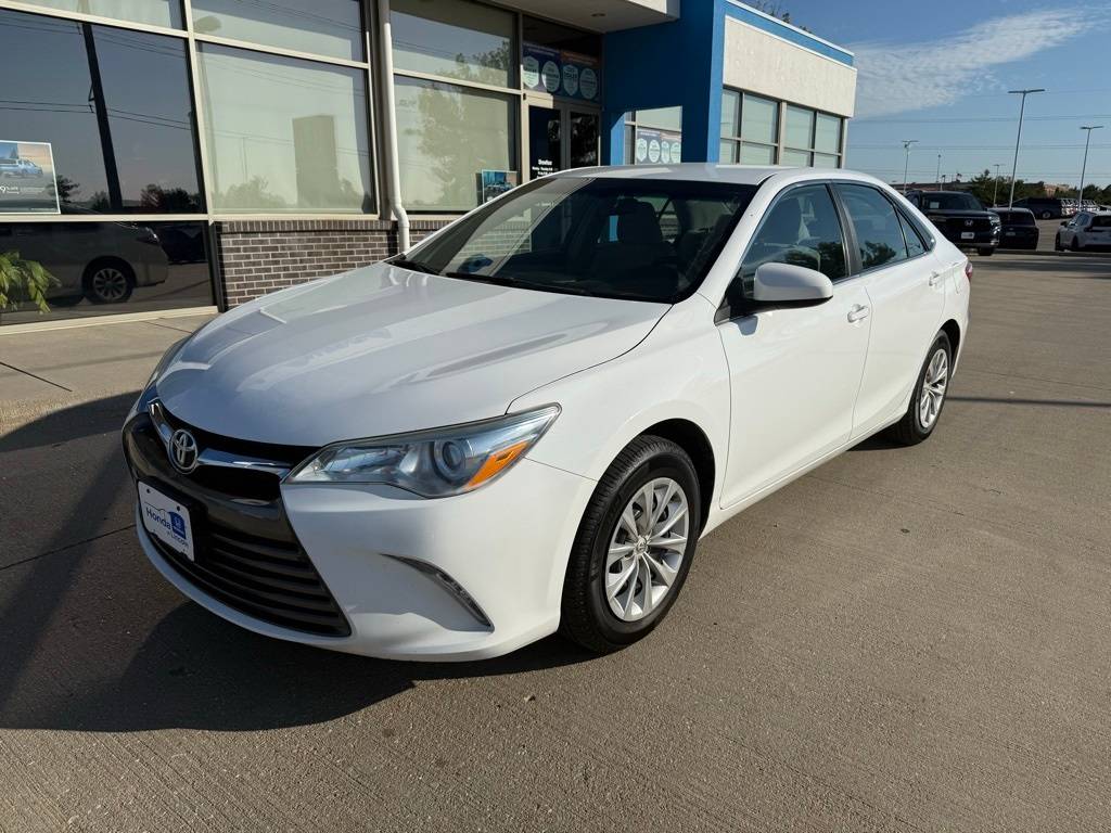 2017 Toyota Camry LE — Sedan — 94,354 mi — Lincoln, NE