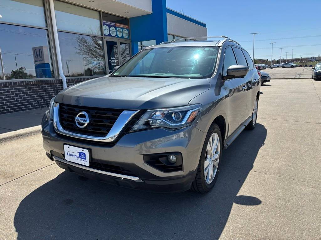 2018 Nissan Pathfinder SL — SUV — 26,779 mi — Lincoln, NE