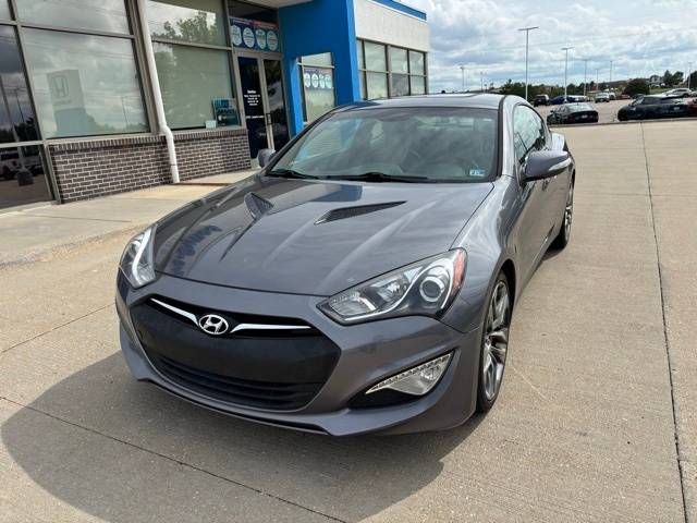 2016 Hyundai Genesis Coupe 3.8 R-Spec — Coupe — 75,705 mi — Lincoln, NE