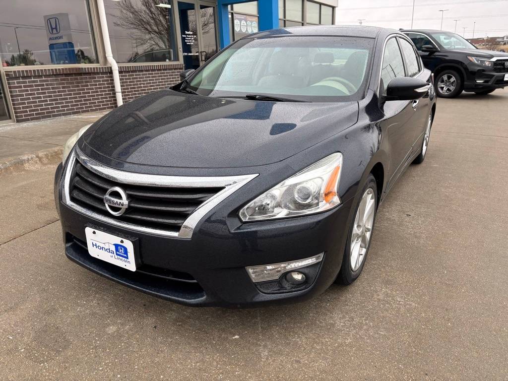 2013 Nissan Altima 2.5 SL — Sedan — 131,394 mi — Lincoln, NE