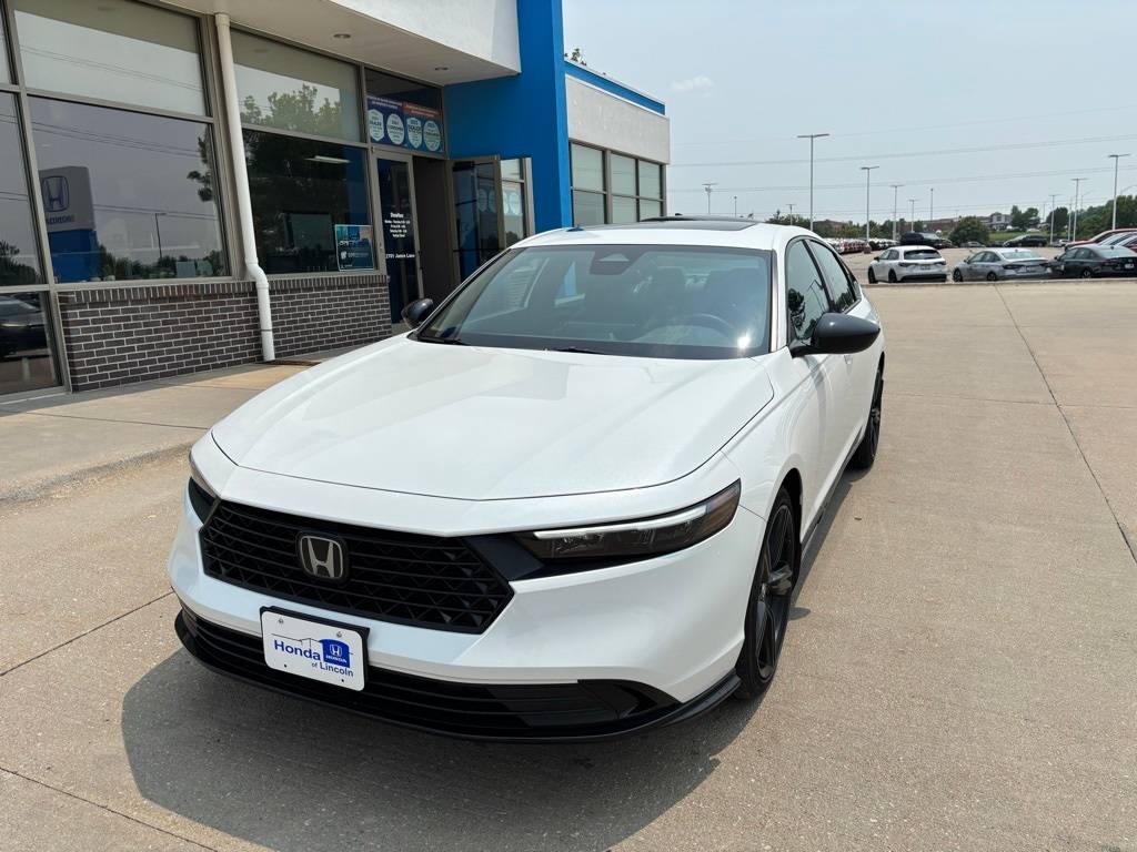 2025 Honda Accord Hybrid Sport-L — Sedan — 1,844 mi — Lincoln, NE