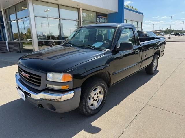 2005 GMC Sierra 1500 Work Truck — Pickup Truck — 92,549 mi — Lincoln, NE
