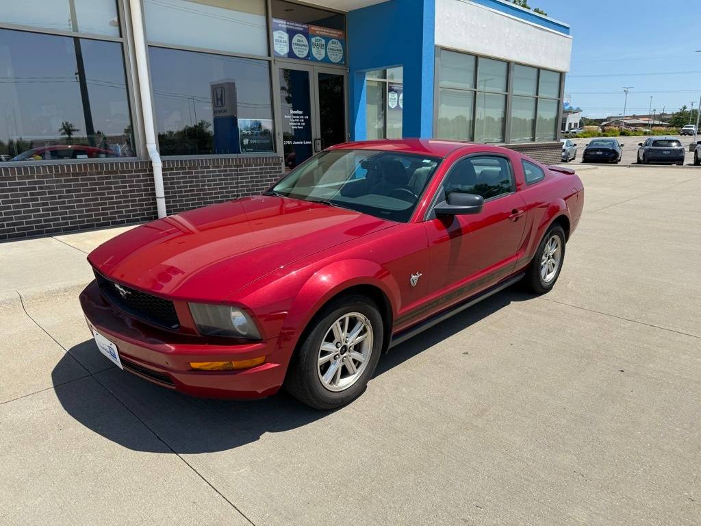 2009 Ford Mustang Base — Coupe — 105,473 mi — Lincoln, NE