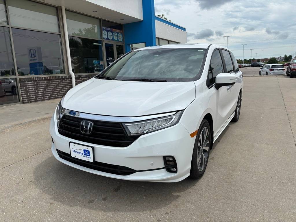 2024 Honda Odyssey Touring — Minivan — 24,083 mi — Lincoln, NE