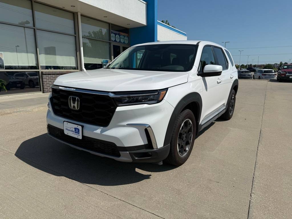 2025 Honda Pilot EX-L — SUV — 10,068 mi — Lincoln, NE
