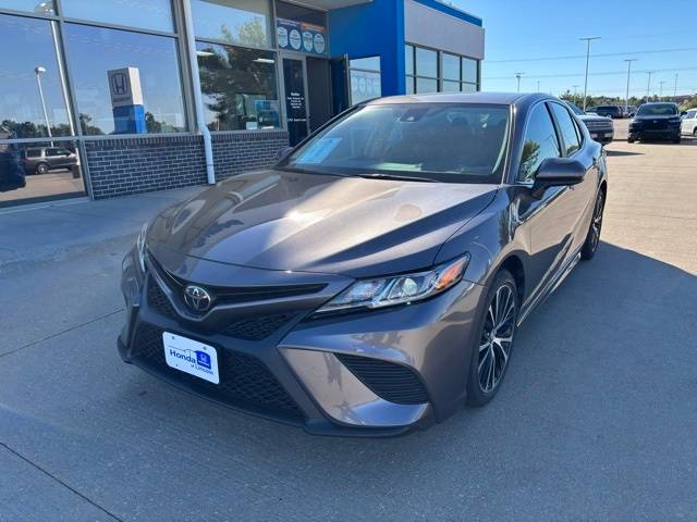 2019 Toyota Camry SE — Sedan — 31,311 mi — Lincoln, NE