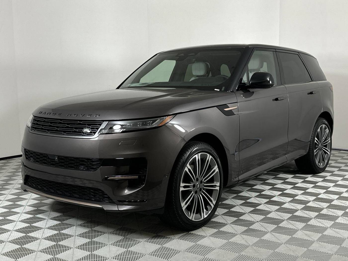 2024 Land Rover Range Rover Sport SE Dynamic — SUV — 11 mi — Anaheim Hills, CA