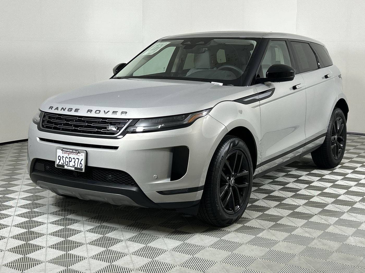 2025 Land Rover Range Rover Evoque S — SUV — 2,980 mi — Anaheim Hills, CA