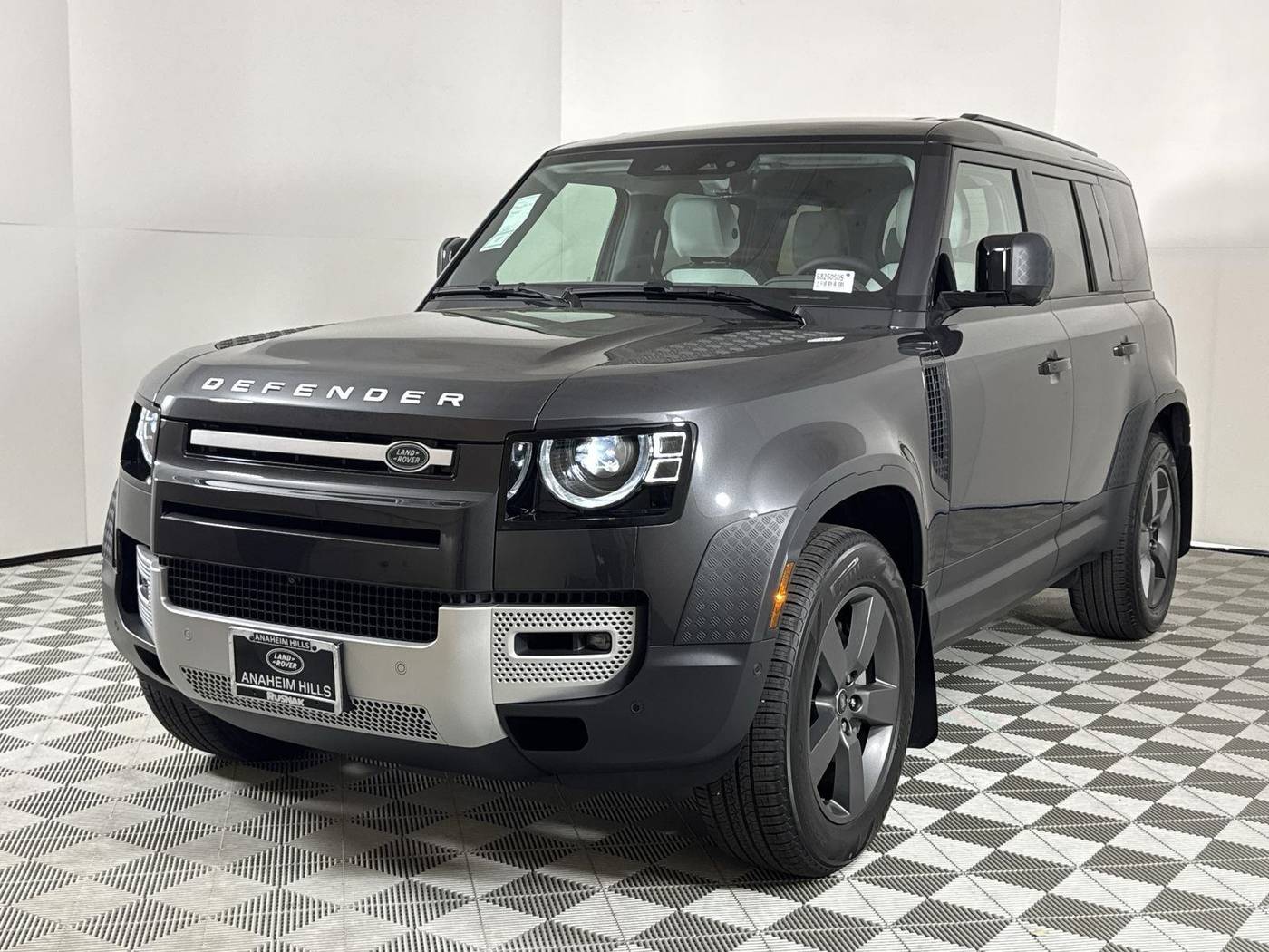 2025 Land Rover Defender S — SUV — 1,025 mi — Anaheim Hills, CA