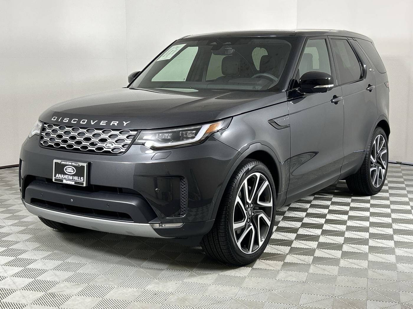 2025 Land Rover Discovery S — SUV — 2,993 mi — Anaheim Hills, CA