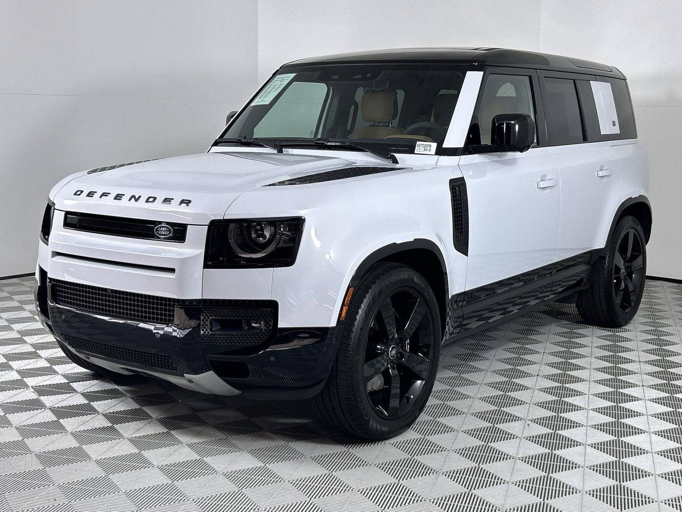 2023 Land Rover Defender V8 — SUV — 11,532 mi — Anaheim Hills, CA