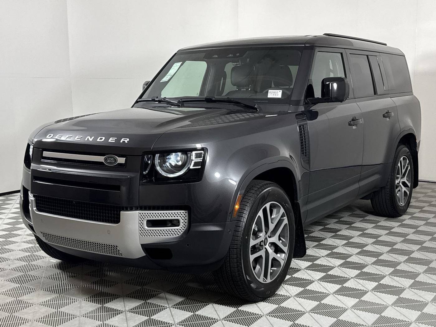 2025 Land Rover Defender S