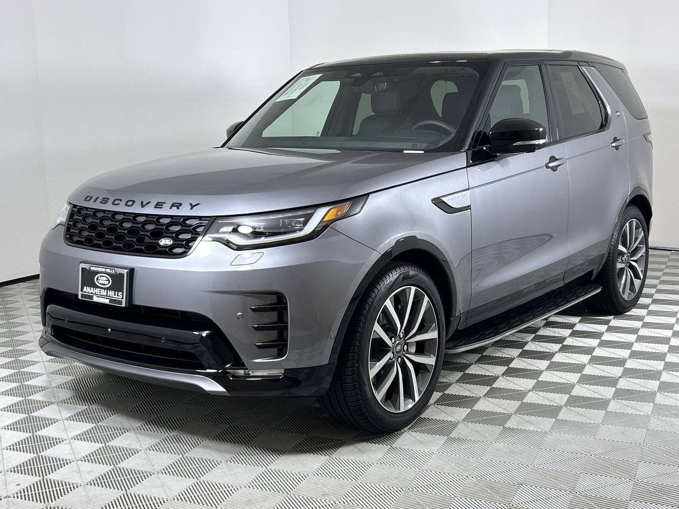 2025 Land Rover Discovery Dynamic SE — SUV — 3,428 mi — Anaheim Hills, CA