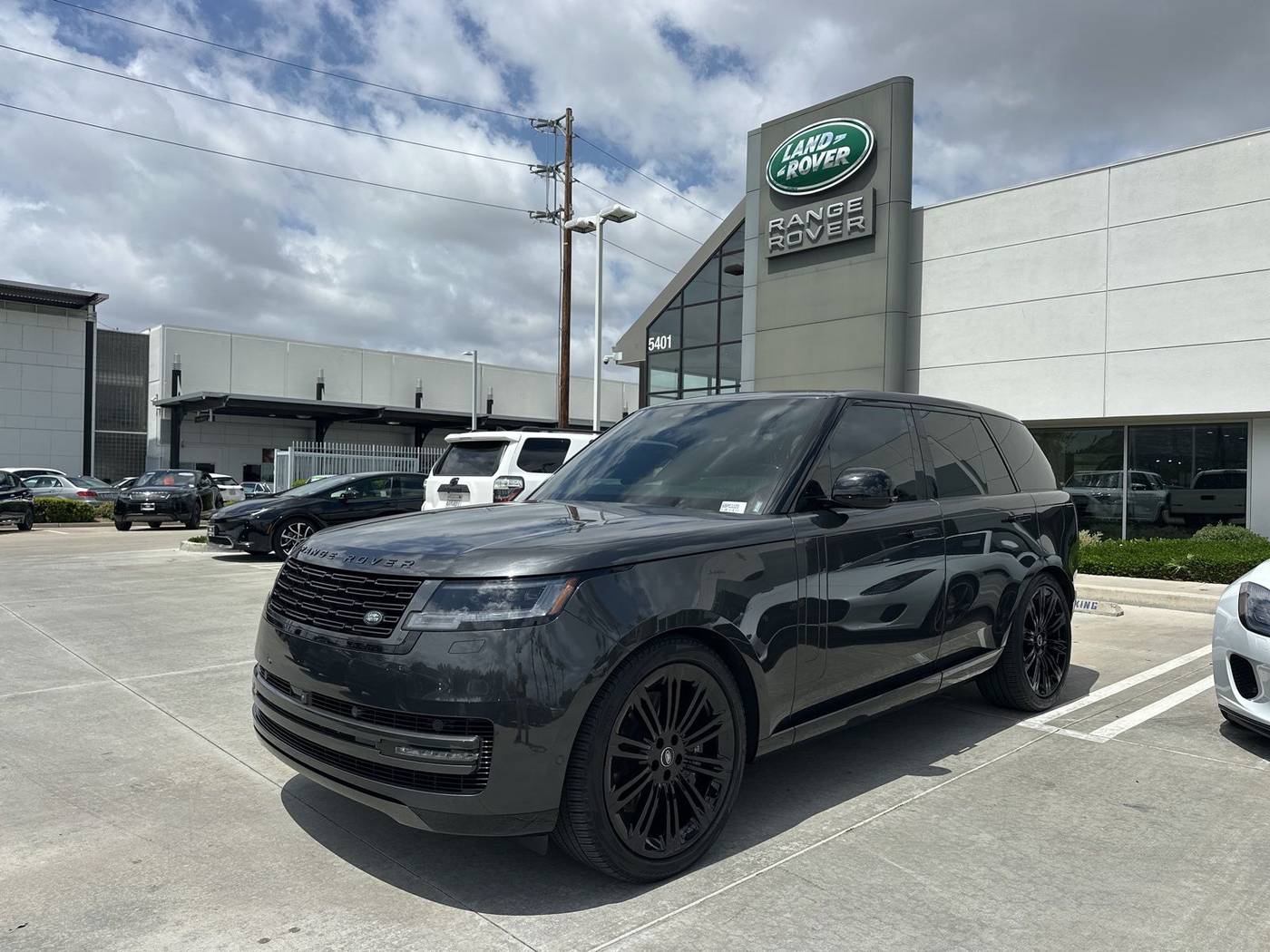 2024 Land Rover Range Rover SE — SUV — 17,634 mi — Anaheim Hills, CA
