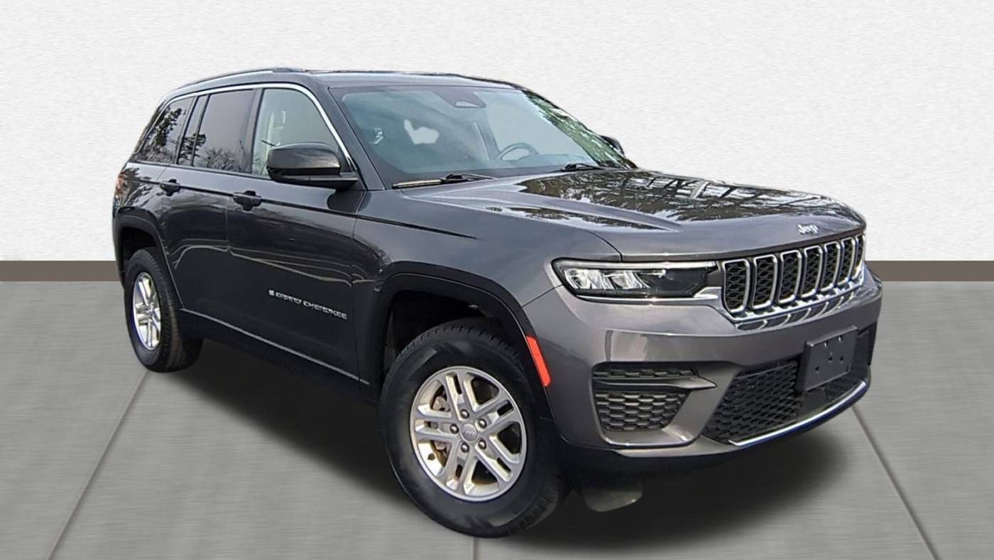 2022 Jeep Grand Cherokee Laredo — SUV — 33,897 mi — Durham, NC