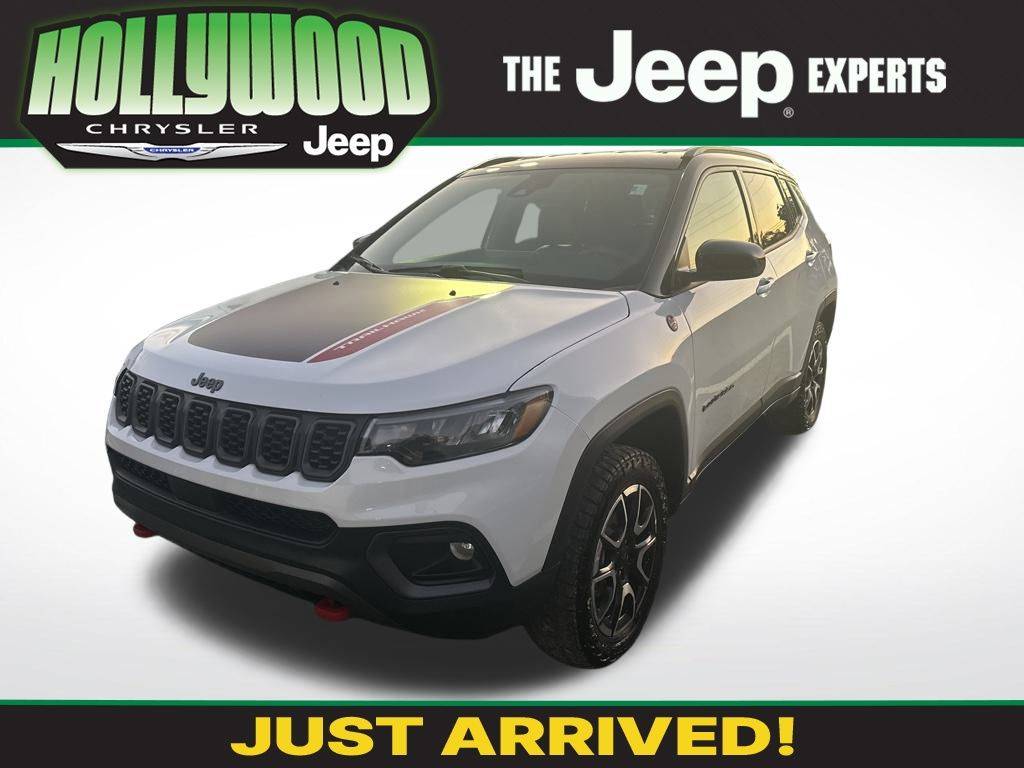 2024 Jeep Compass Trailhawk — SUV — 29,019 mi — Hollywood, FL