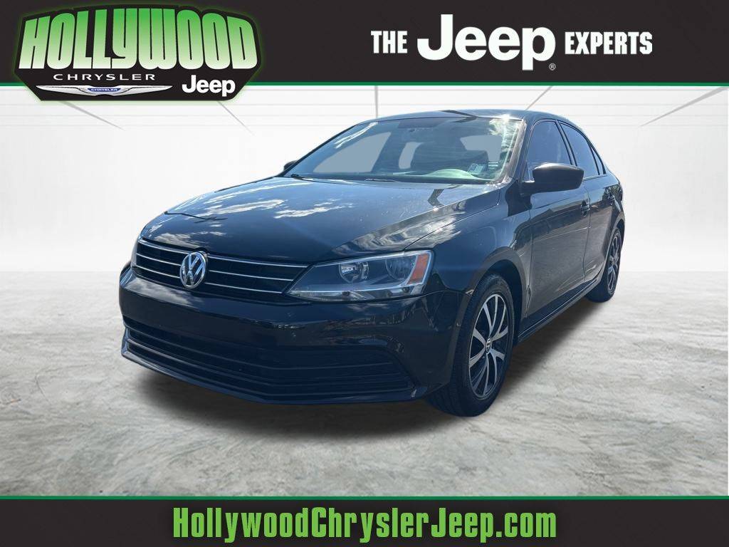 2016 Volkswagen Jetta 1.4T SE — Sedan — 90,076 mi — Hollywood, FL