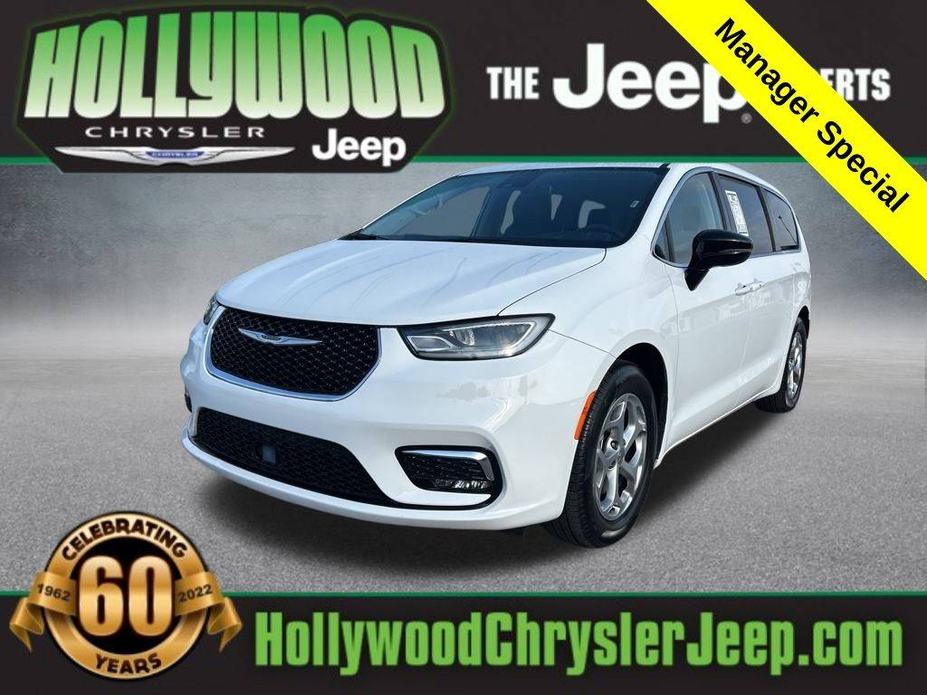 2024 Chrysler Pacifica Limited — Minivan — 30,824 mi — Hollywood, FL