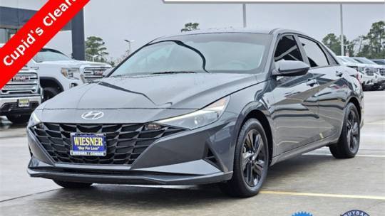 2023 Hyundai Elantra Hybrid Blue — Sedan — 26,502 mi — Conroe, TX