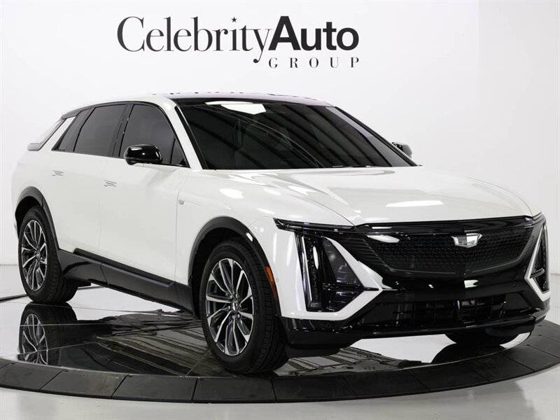 2025 Cadillac LYRIQ Sport — SUV — 1,667 mi — Sarasota, FL