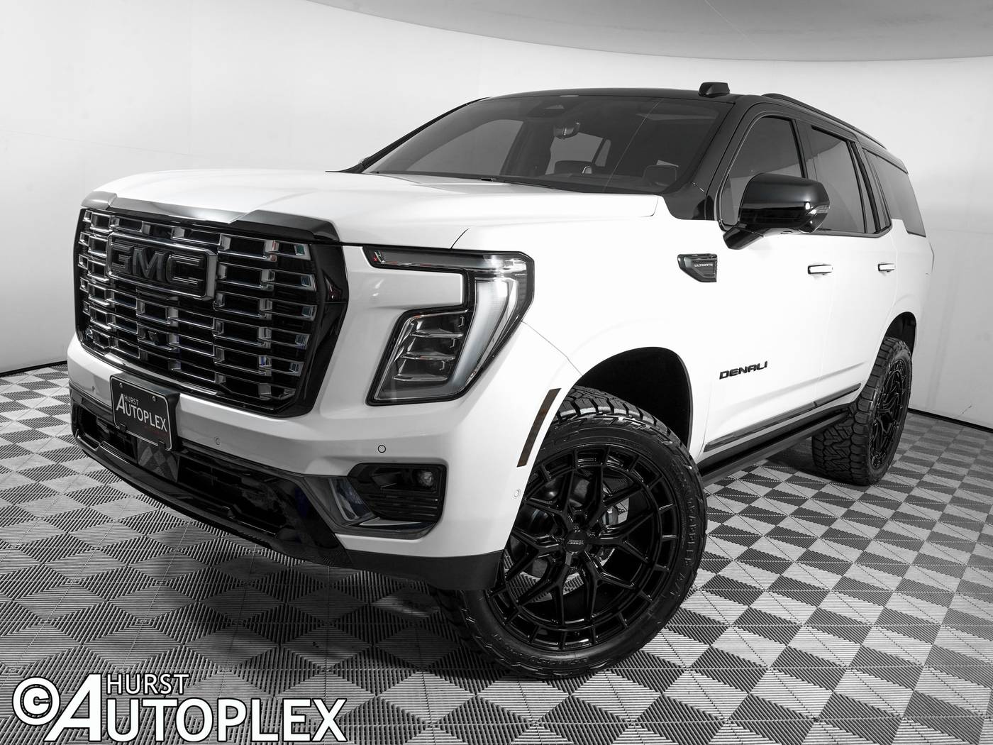2025 GMC Yukon Denali Ultimate — SUV — 109 mi — Hurst, TX