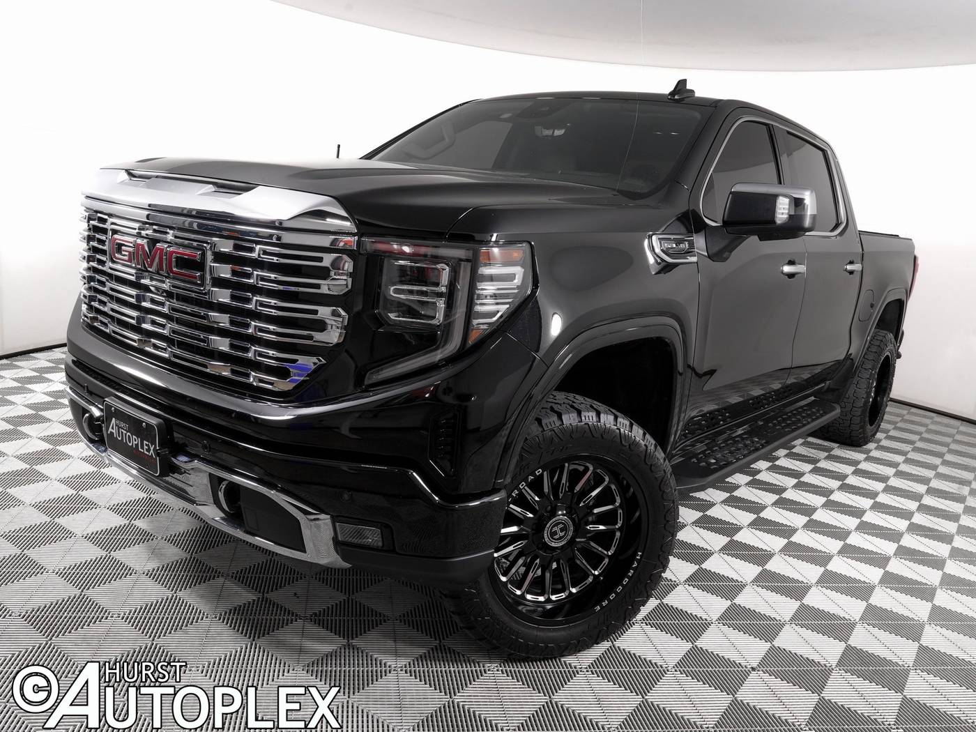 2024 GMC Sierra 1500 Denali — Pickup Truck — 29,592 mi — Hurst, TX