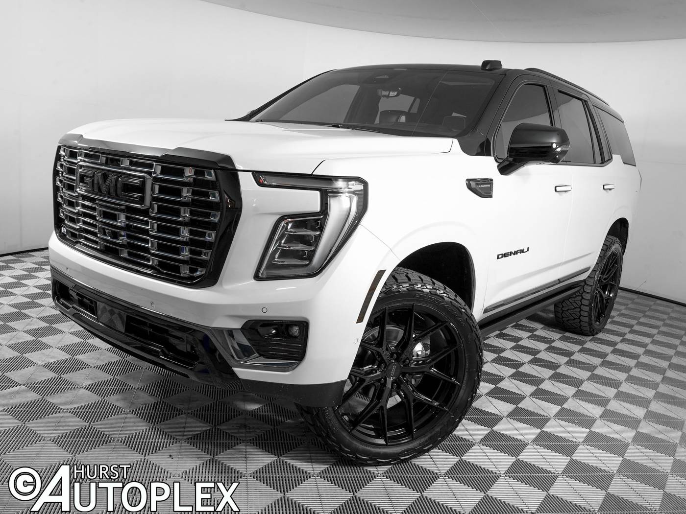 2025 GMC Yukon Denali Ultimate — SUV — 97 mi — Hurst, TX
