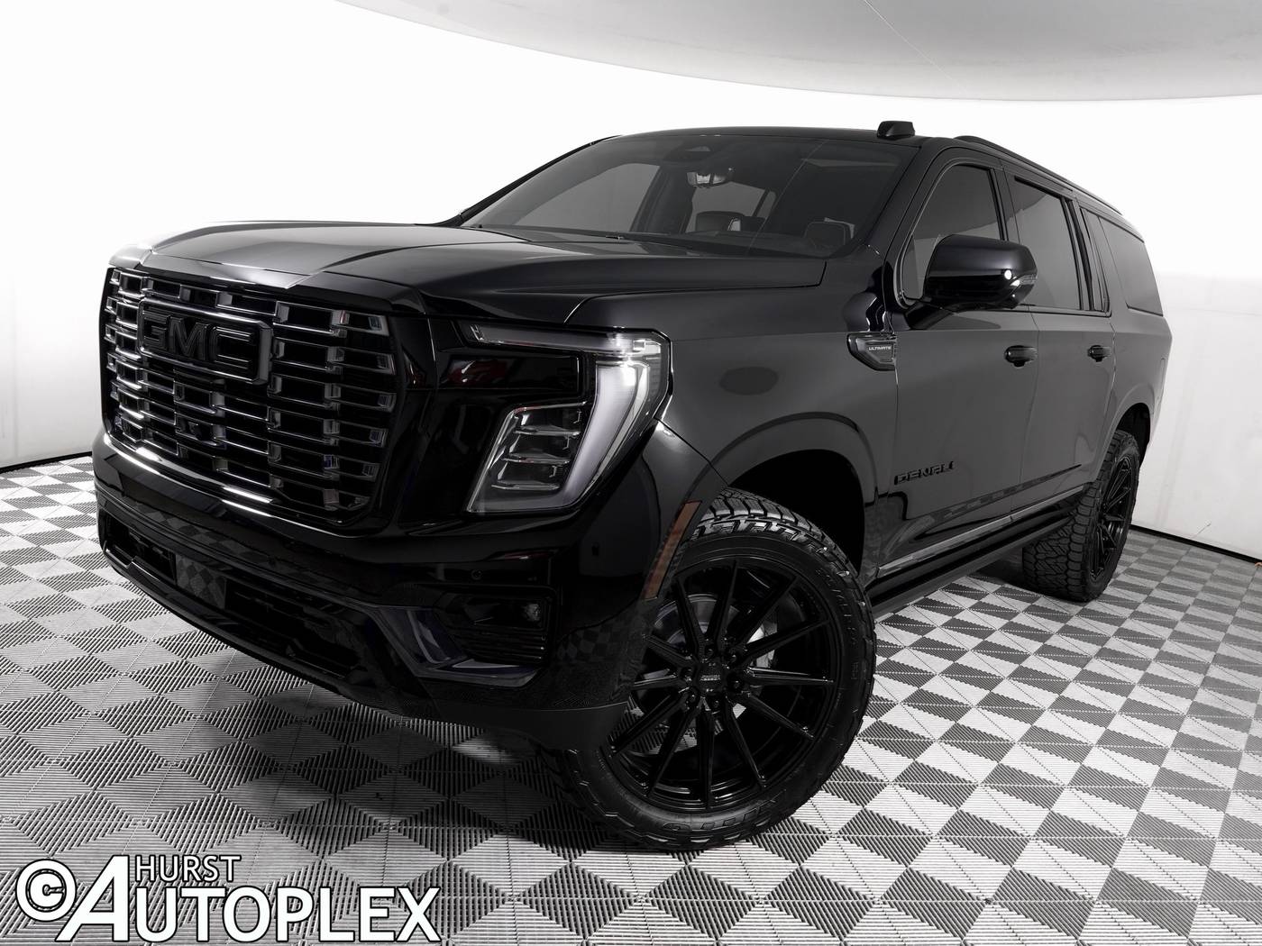 2025 GMC Yukon Denali Ultimate — SUV — 106 mi — Hurst, TX