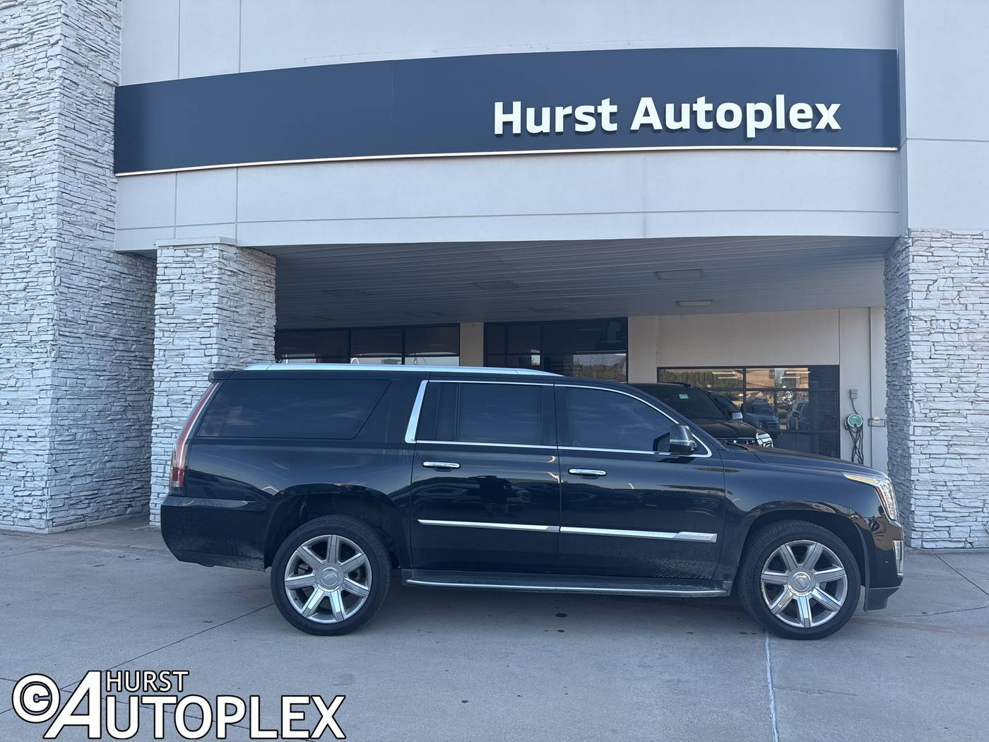 2020 Cadillac Escalade Premium Luxury — SUV — 87,727 mi — Hurst, TX