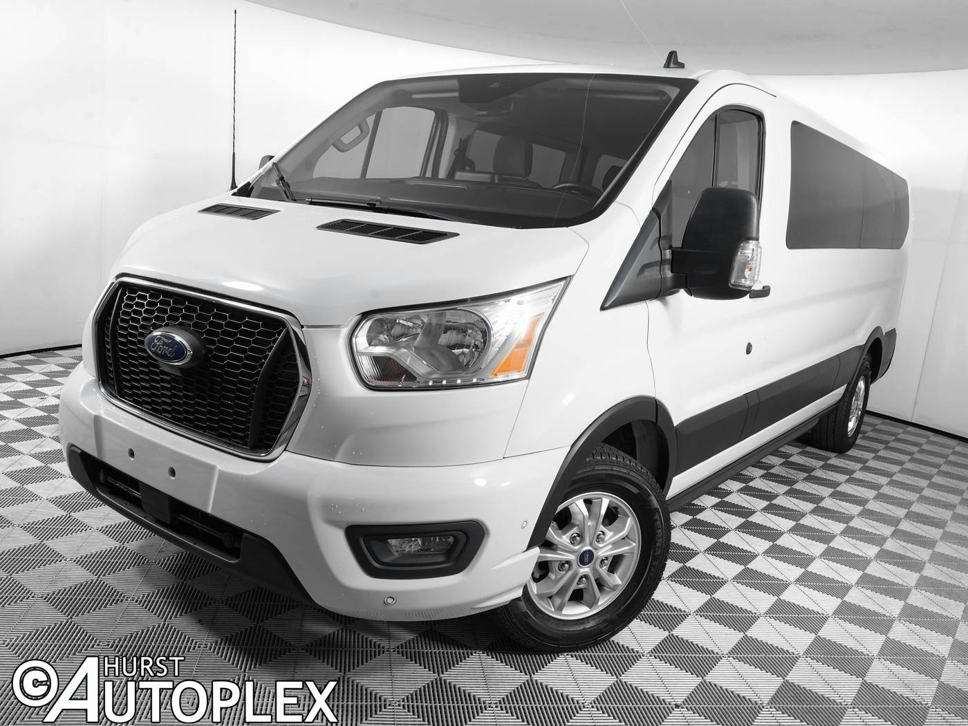 2021 Ford Transit Passenger Wagon T-350 XLT — Passenger Van — 71,214 mi — Hurst, TX