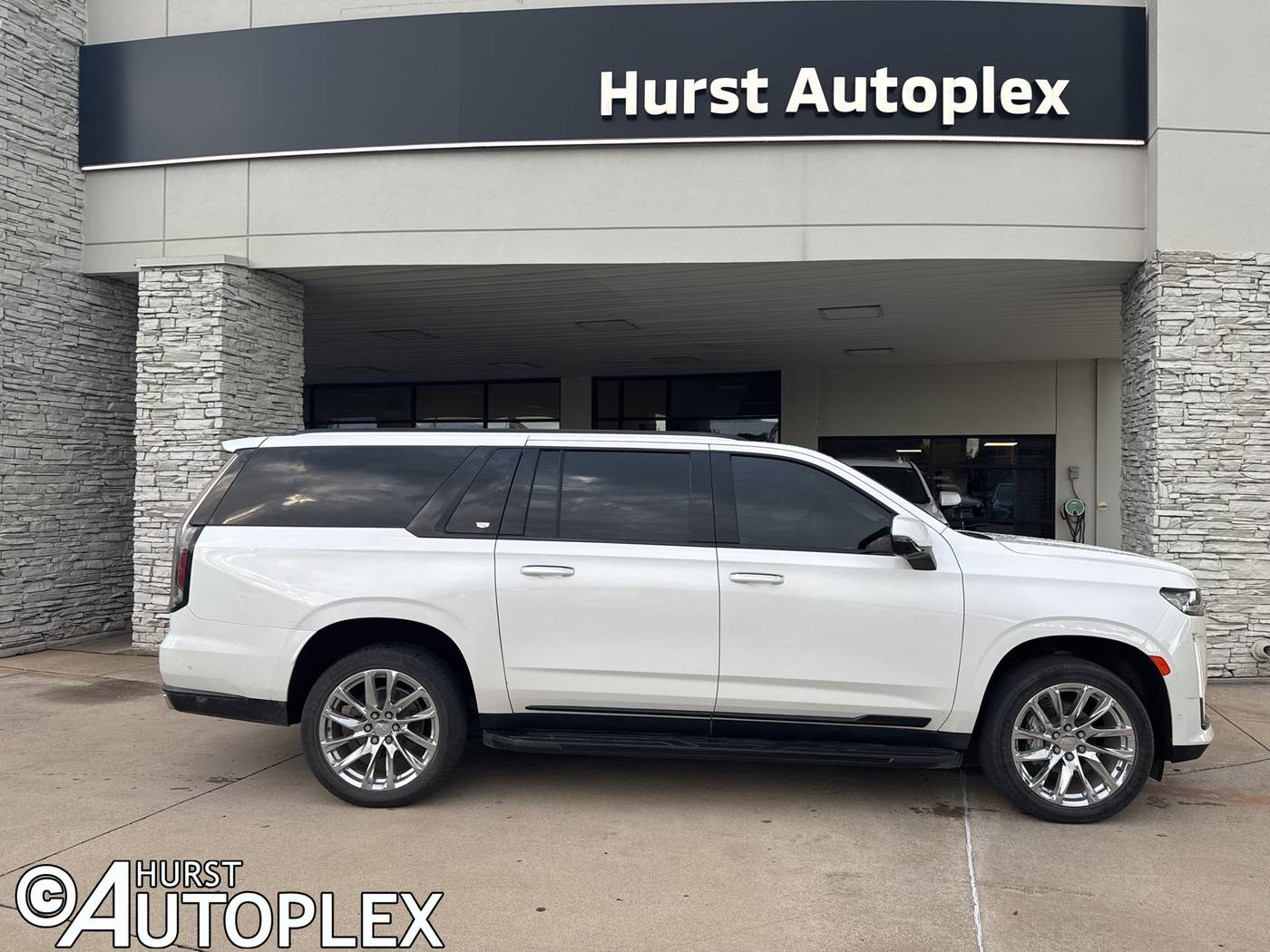 2022 Cadillac Escalade Premium Luxury — SUV — 71,713 mi — Hurst, TX