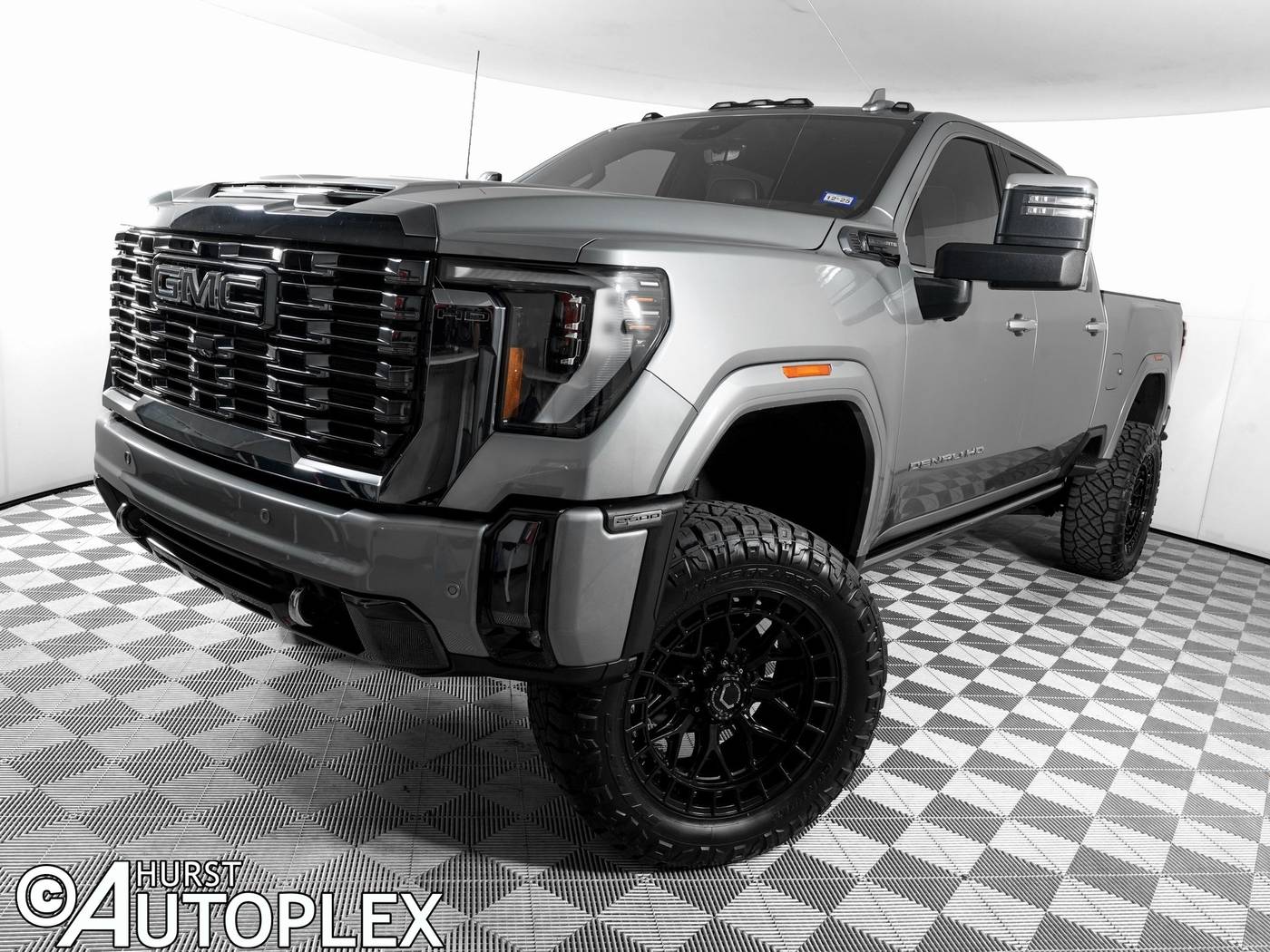 2024 GMC Sierra 2500HD Denali Ultimate — Pickup Truck — 22,716 mi — Hurst, TX