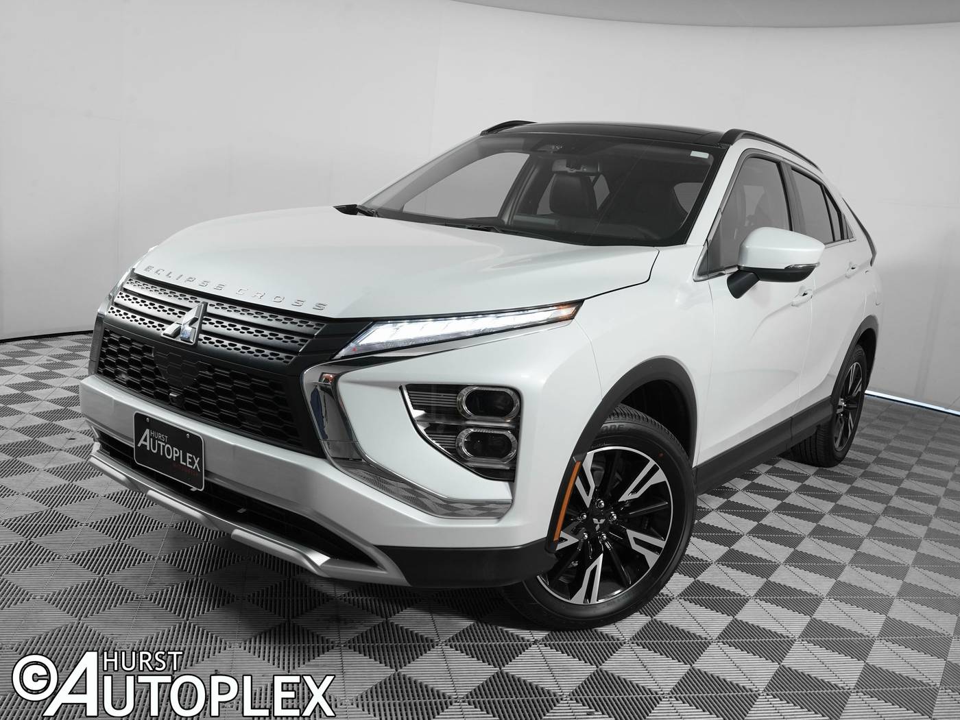 2025 Mitsubishi Eclipse Cross SE — SUV — 9,710 mi — Hurst, TX