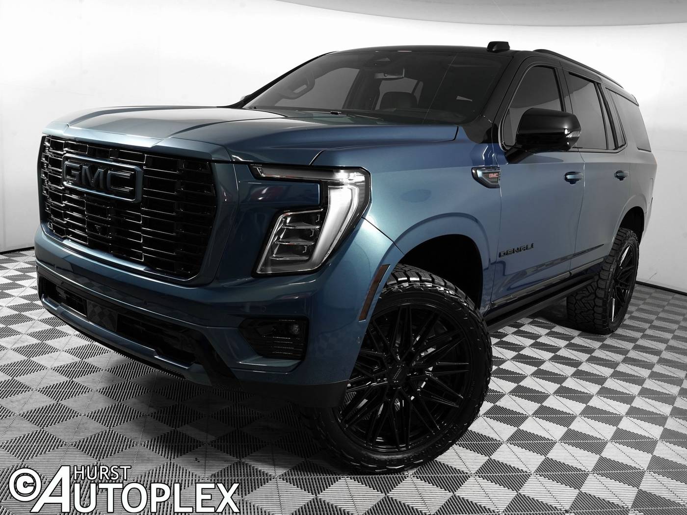 2025 GMC Yukon Denali — SUV — 77 mi — Hurst, TX