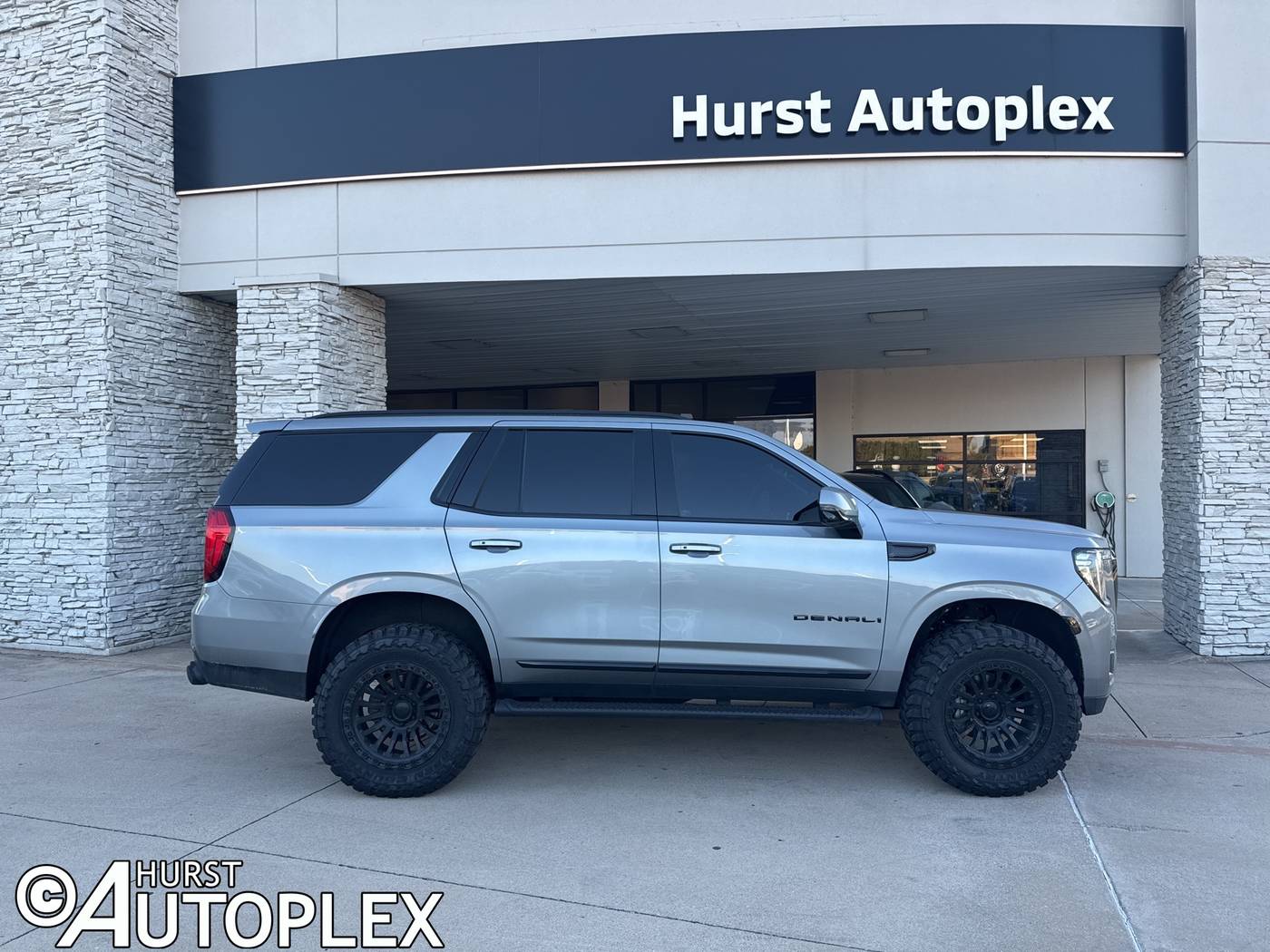 2023 GMC Yukon Denali — SUV — 14,877 mi — Hurst, TX