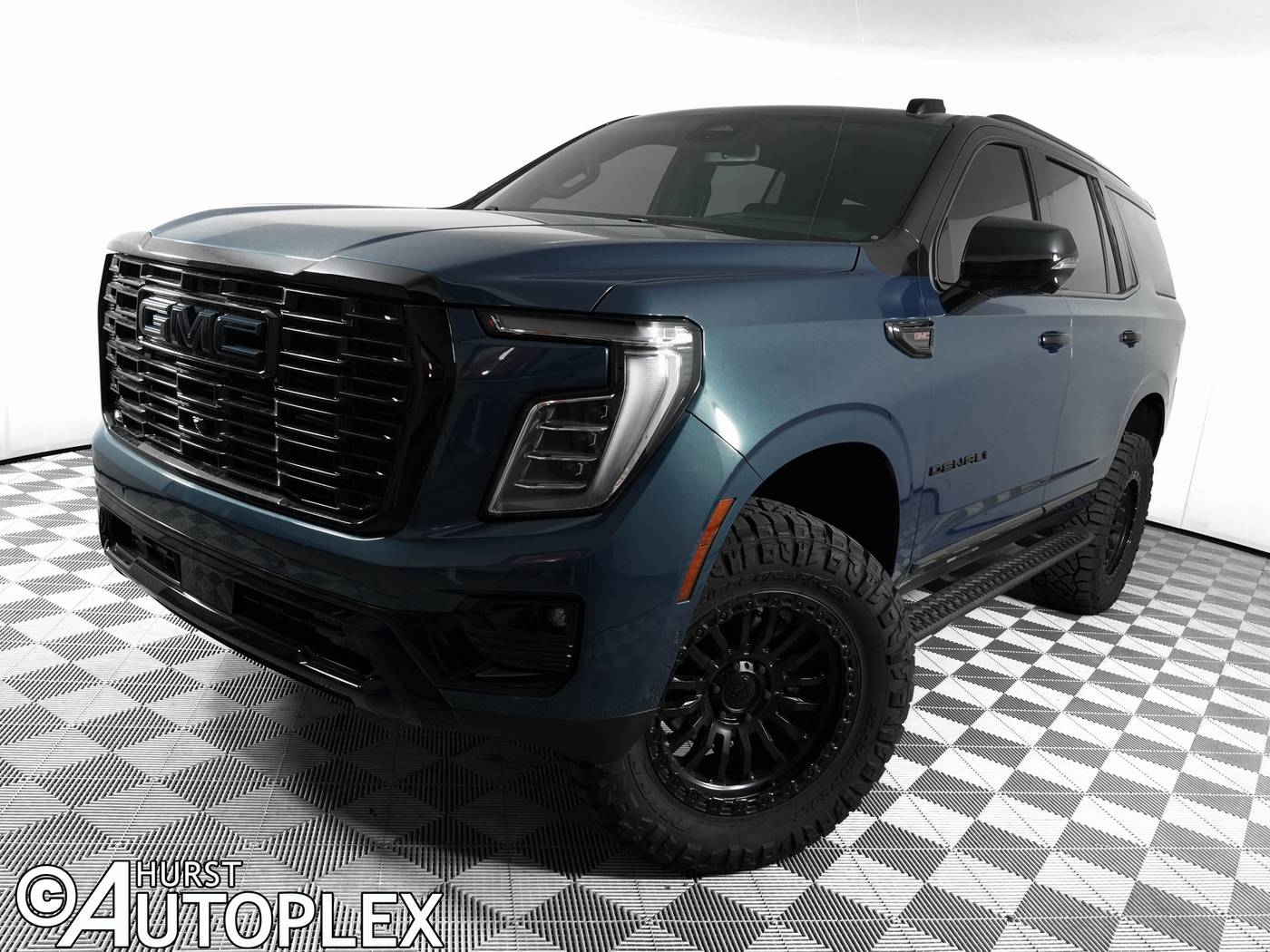2025 GMC Yukon Denali — SUV — 1,272 mi — Hurst, TX
