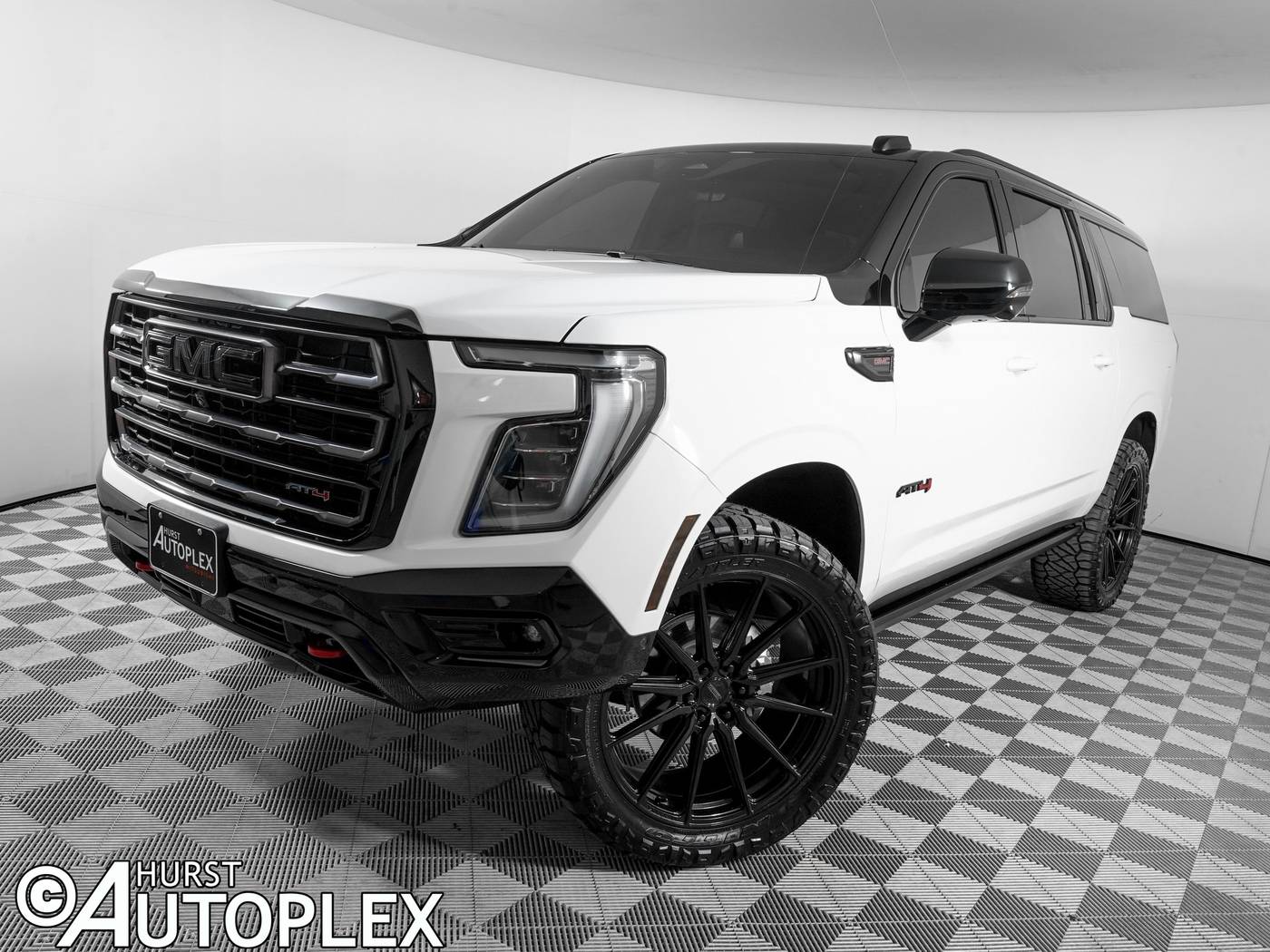 2025 GMC Yukon AT4 Ultimate — SUV — 4,963 mi — Hurst, TX