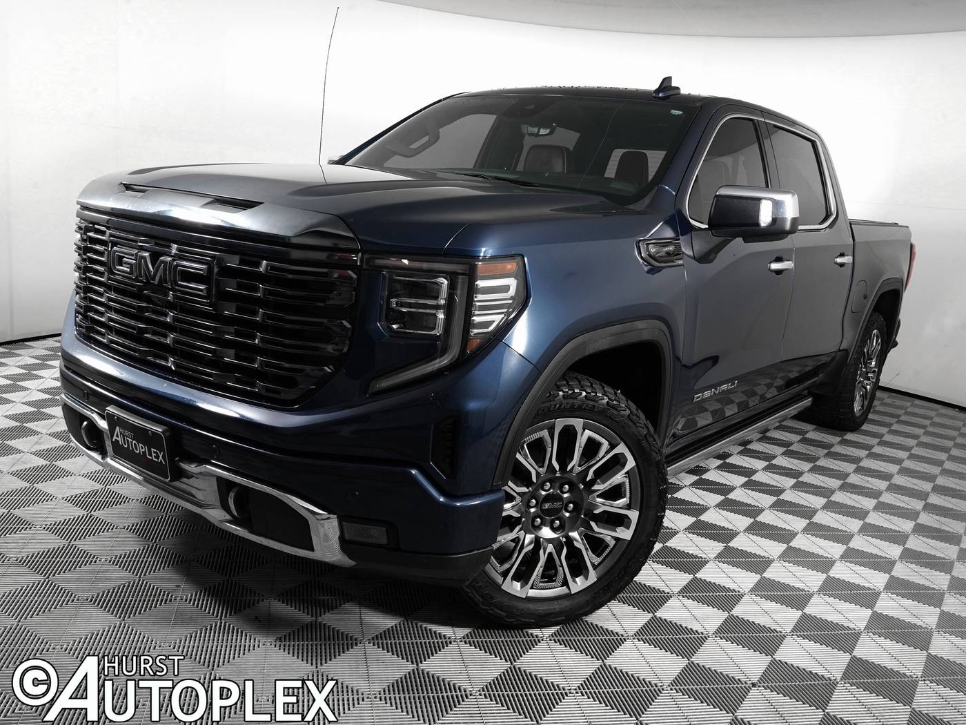 2023 GMC Sierra 1500 Denali Ultimate — Pickup Truck — 101,252 mi — Hurst, TX