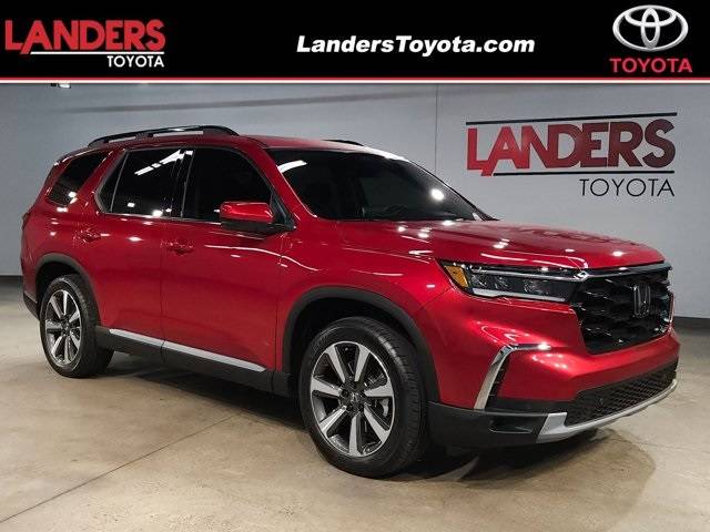2025 Honda Pilot Touring — SUV — 7,297 mi — Little Rock, AR