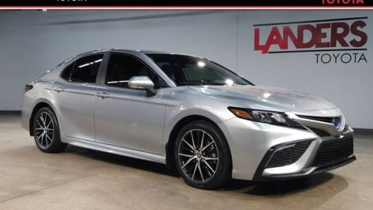 2023 Toyota Camry Hybrid SE — Sedan — 11,609 mi — Little Rock, AR
