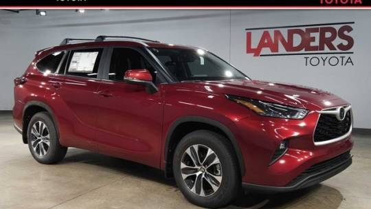 2024 Toyota Highlander XLE — SUV — 25,650 mi — Little Rock, AR