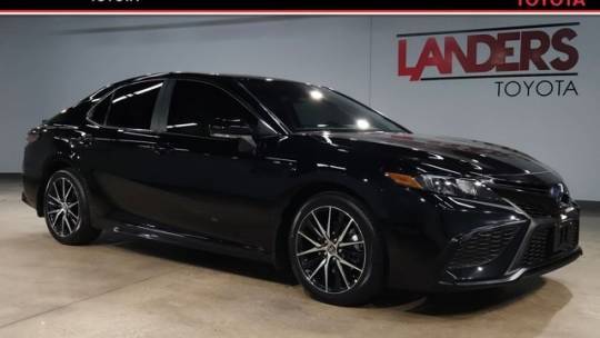 2023 Toyota Camry Hybrid SE — Sedan — 56,306 mi — Little Rock, AR