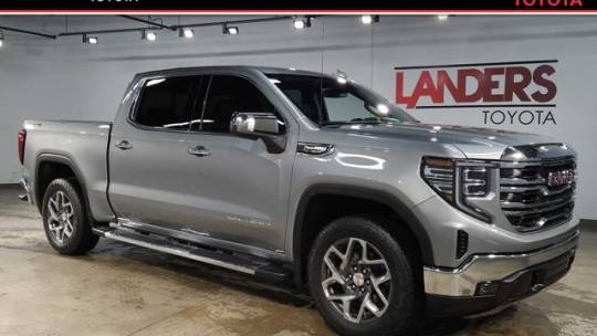2023 GMC Sierra 1500 SLT — Pickup Truck — 23,701 mi — Little Rock, AR