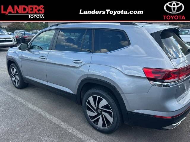 2024 Volkswagen Atlas SE with Technology — SUV — 45,531 mi — Little Rock, AR