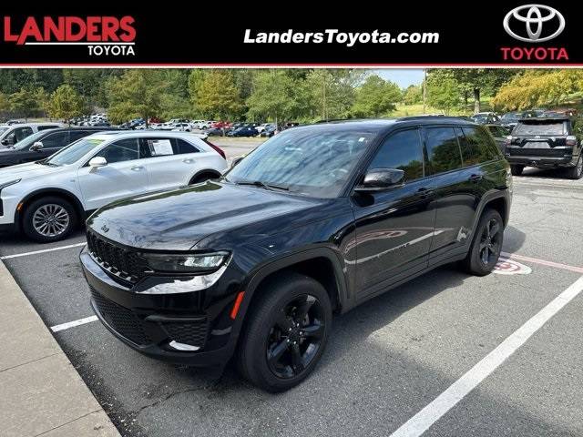 2024 Jeep Grand Cherokee Altitude — SUV — 28,692 mi — Little Rock, AR