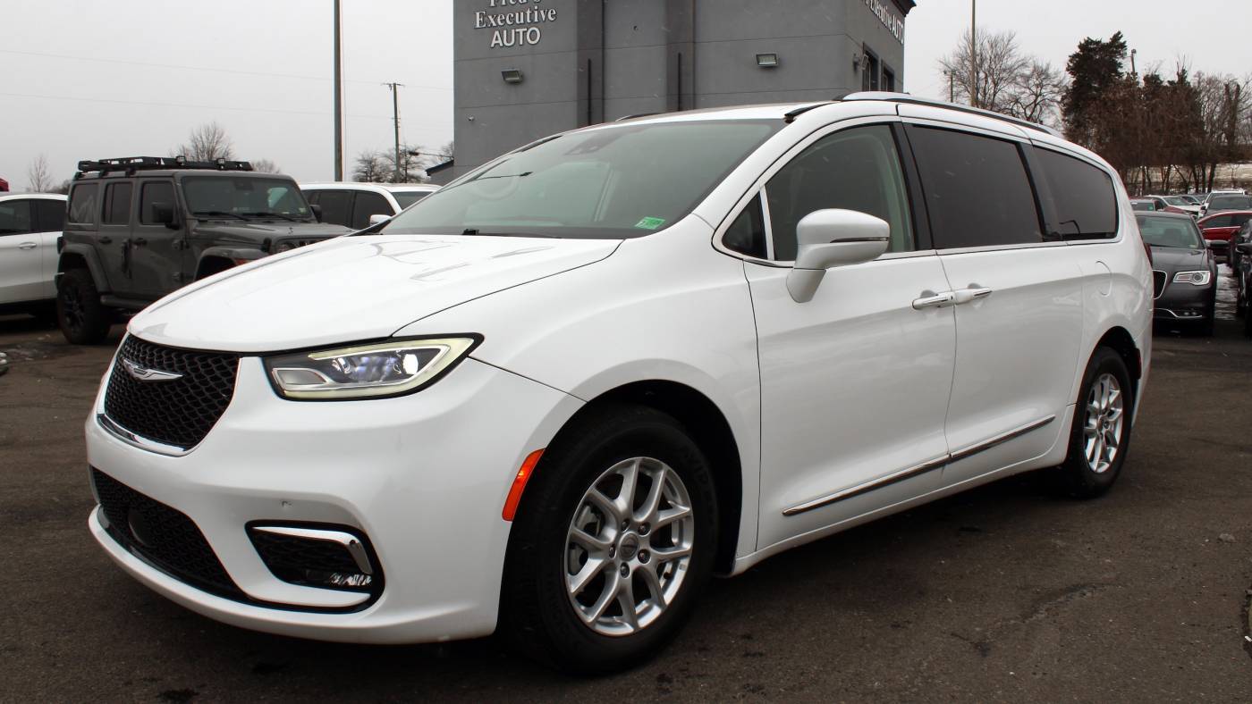 2021 Chrysler Pacifica Touring L — Minivan — 27,000 mi — Woodbridge, VA