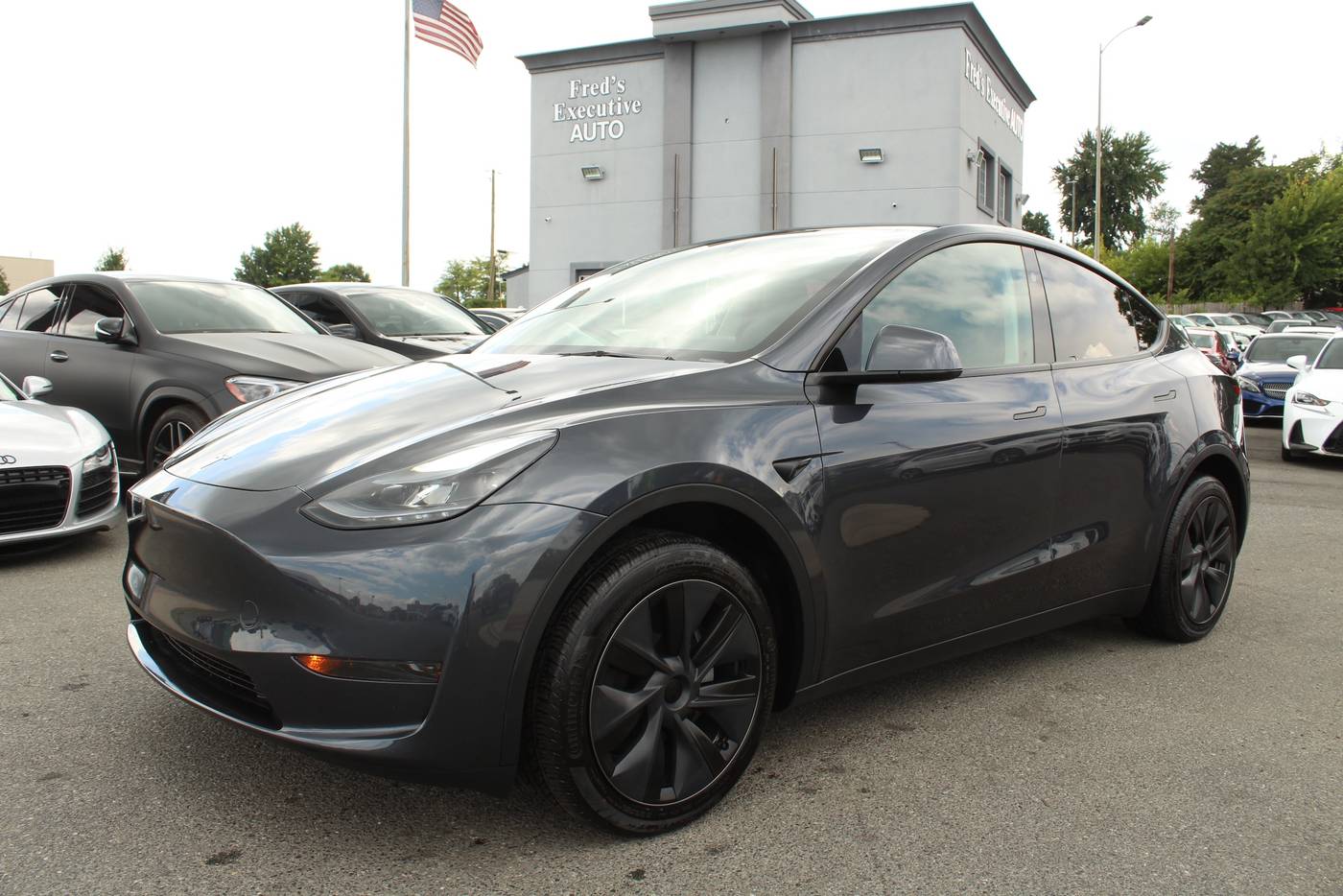 2025 Tesla Model Y Long Range — SUV — 6,600 mi — Woodbridge, VA