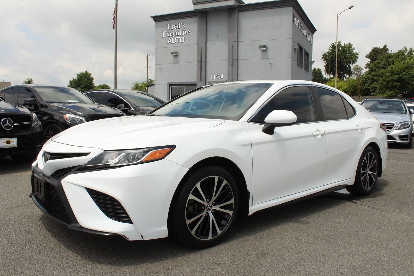 2020 Toyota Camry SE Nightshade — Sedan — 87,000 mi — Woodbridge, VA