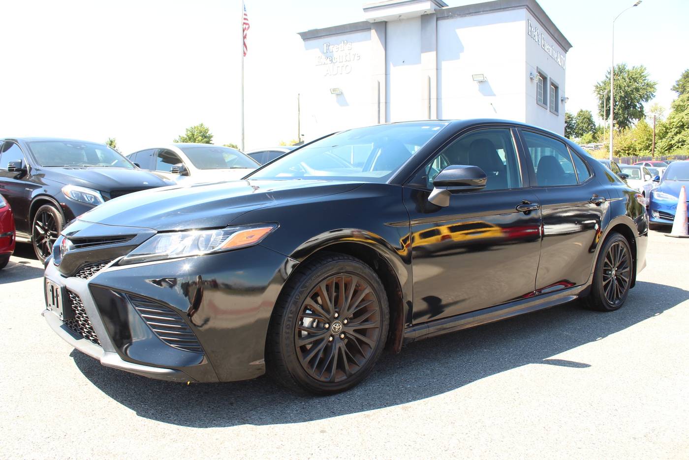 2019 Toyota Camry SE — Sedan — 77,000 mi — Woodbridge, VA