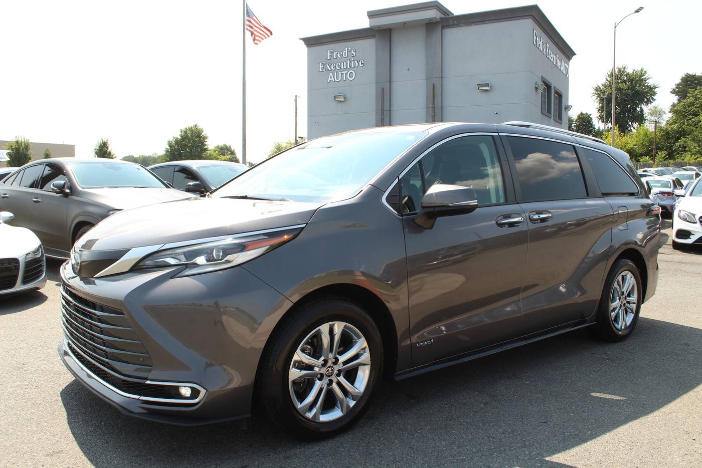 2021 Toyota Sienna Platinum — Minivan — 66,100 mi — Woodbridge, VA